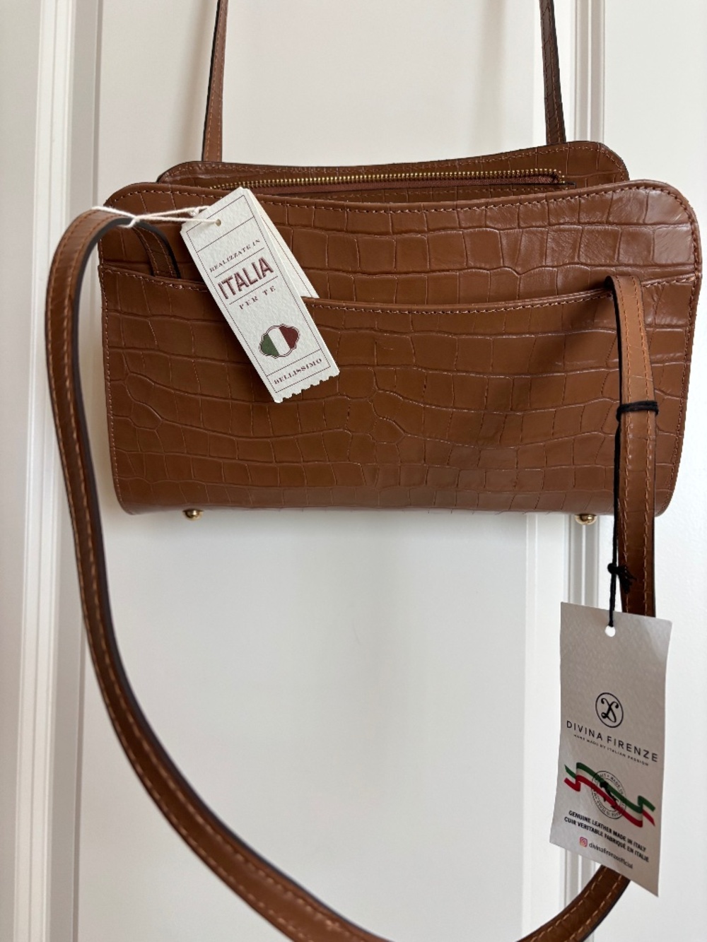 NWT Divina Firenze Italian leather w/dust bag